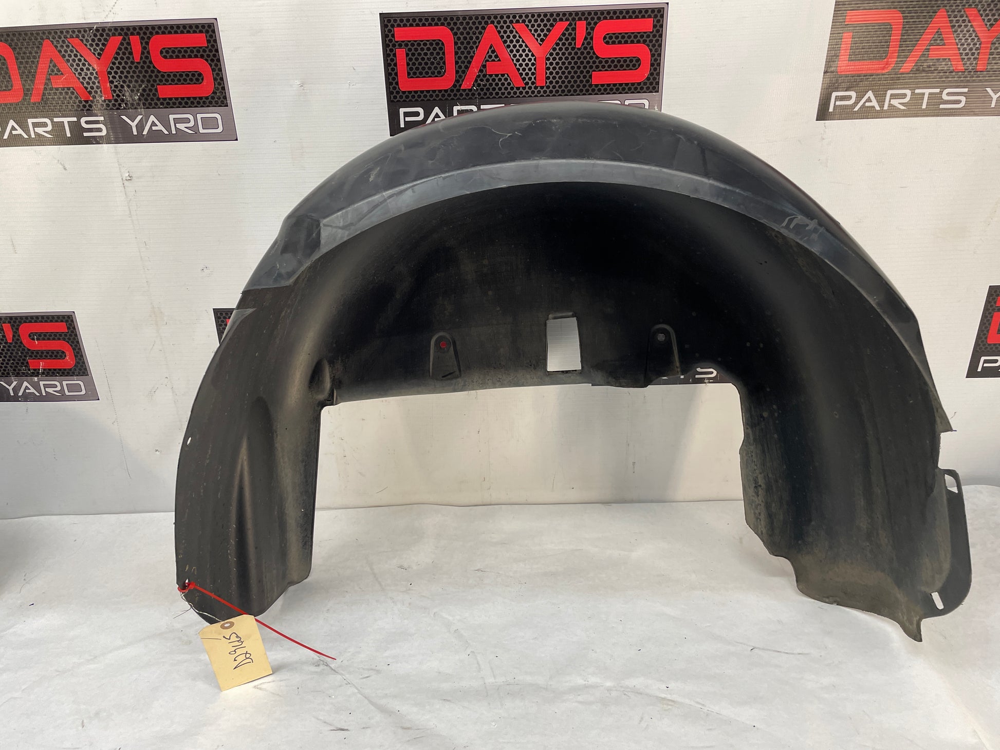 2009 Pontiac G8 GT RH Passenger Rear Fender Wheelhouse Well Liner OEM - Day's Parts Yard