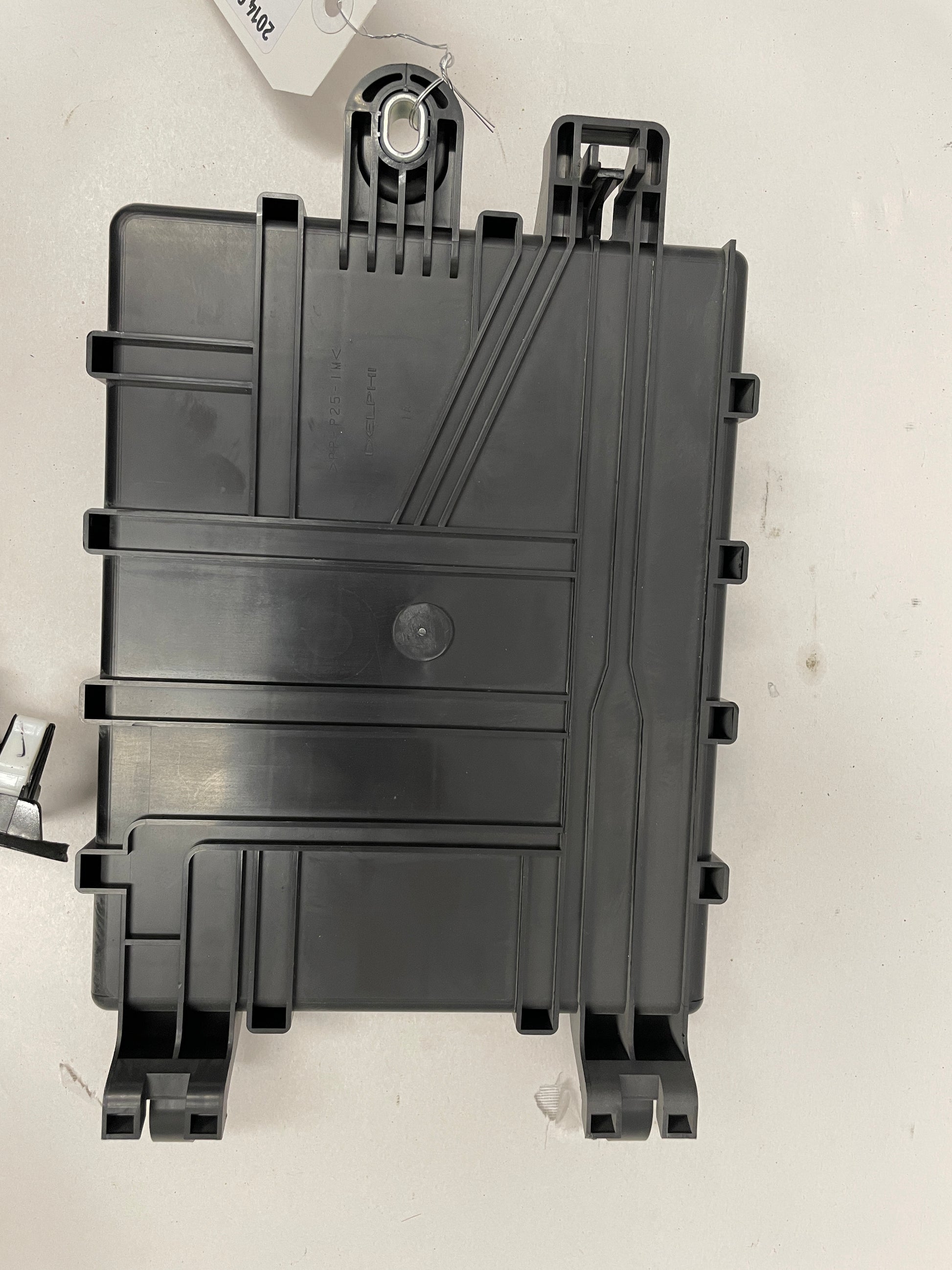 2014 Chevy SS Sedan Rear Fuse Box Relay OEM - Day's Parts Yard