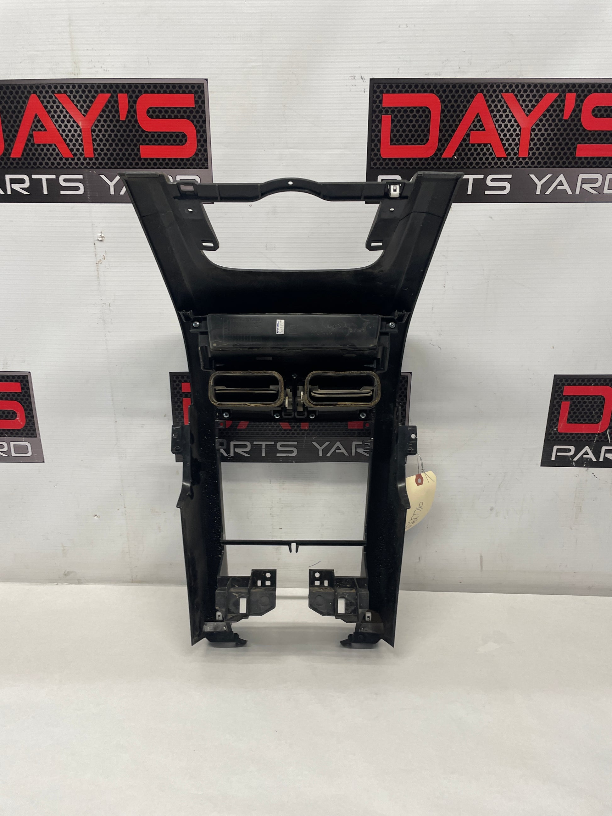 2009 Pontiac G8 Center Dash Radio Stereo Bezel Trim OEM - Day's Parts Yard