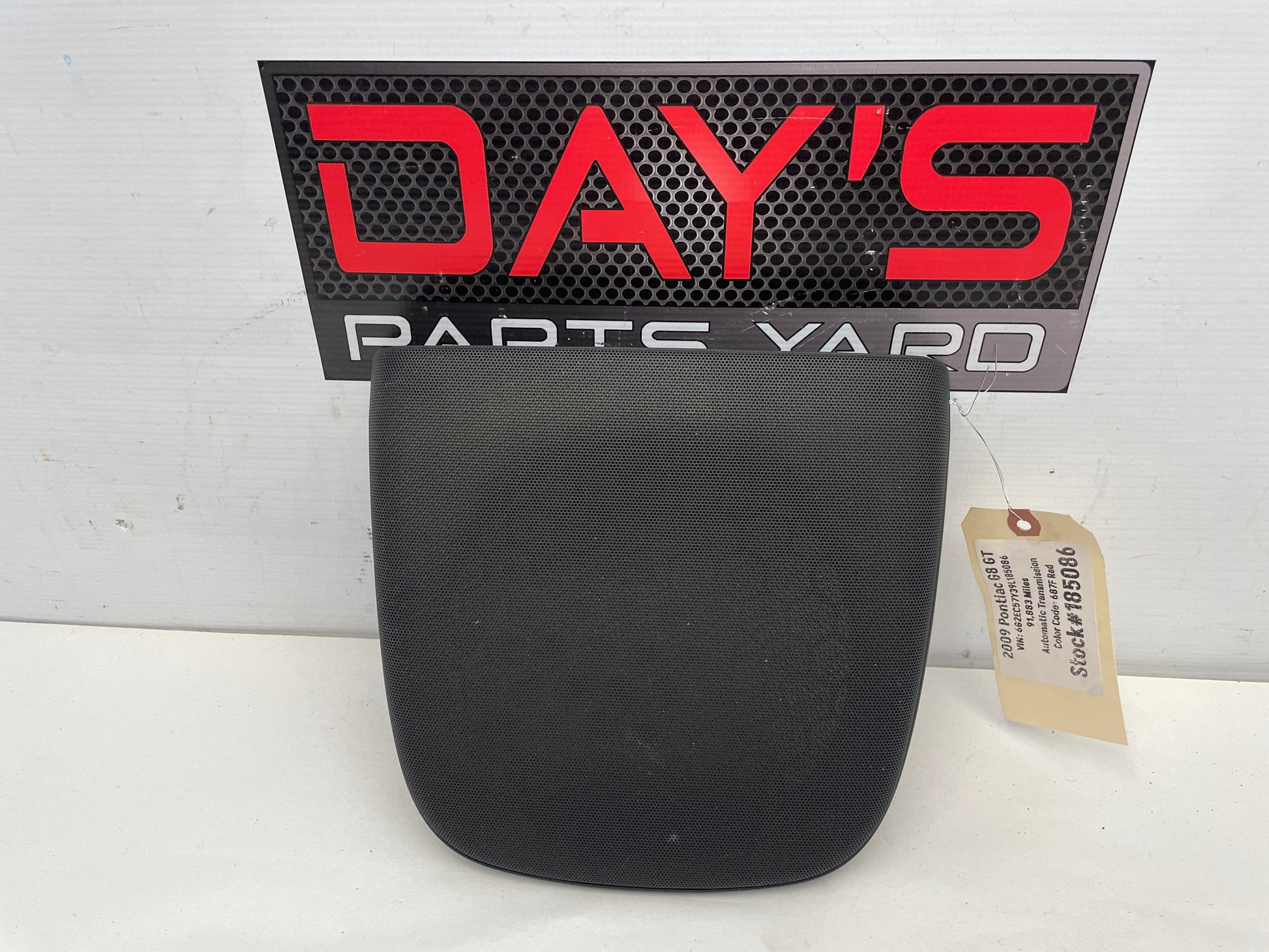 2009 Pontiac G8 GT Rear Package Tray Parcel Self Speaker Grille OEM - Day's Parts Yard