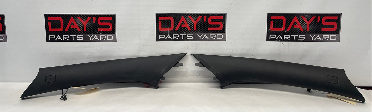 2009 Pontiac G8 GT RH & LH Interior A Pillar Trim Panel Garnish Moldings OEM