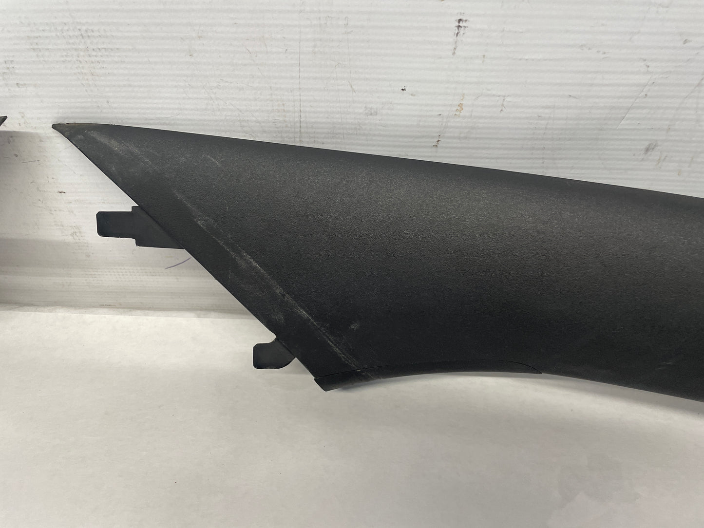 2009 Pontiac G8 GT RH & LH Interior A Pillar Trim Panel Garnish Moldings OEM