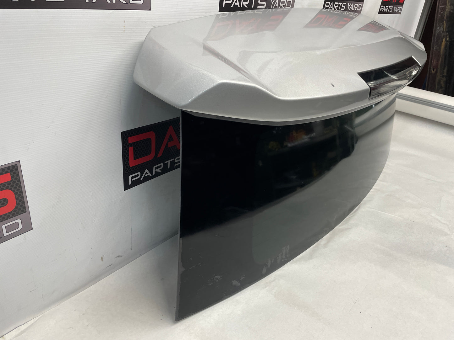 2018 Cadillac Escalade Rear Trunk Hatch Glass Window Hatchback OEM