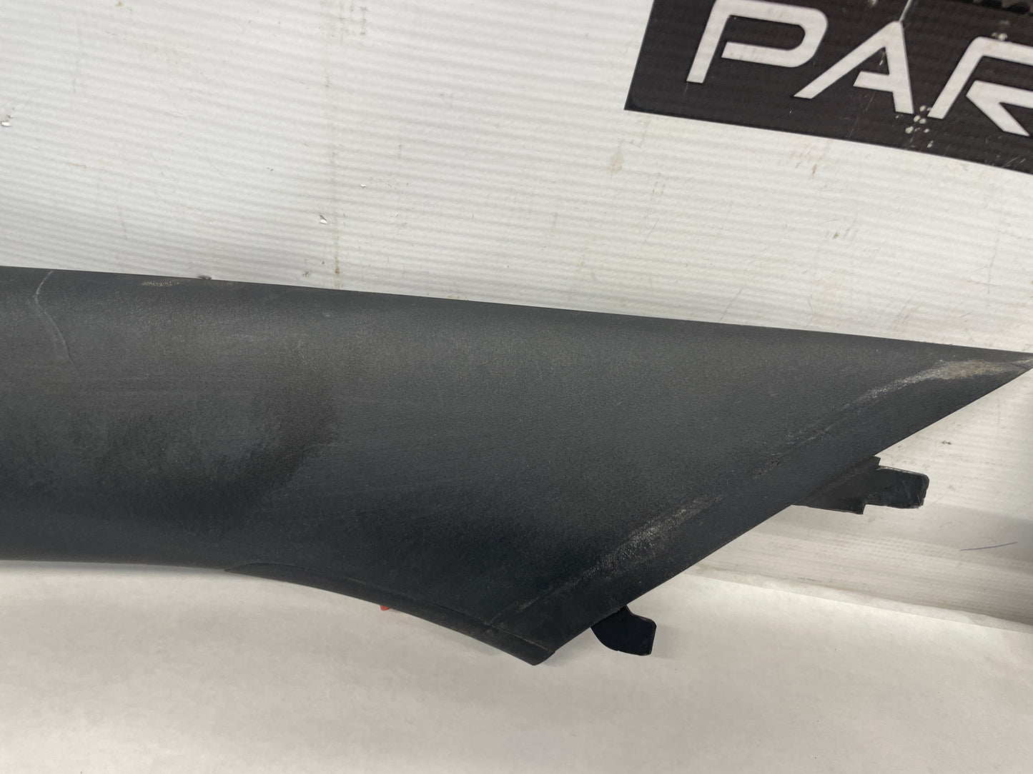 2009 Pontiac G8 GT RH & LH Interior A Pillar Trim Panel Garnish Moldings OEM