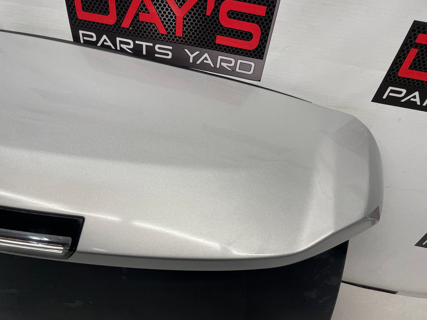 2018 Cadillac Escalade Rear Trunk Hatch Glass Window Hatchback OEM