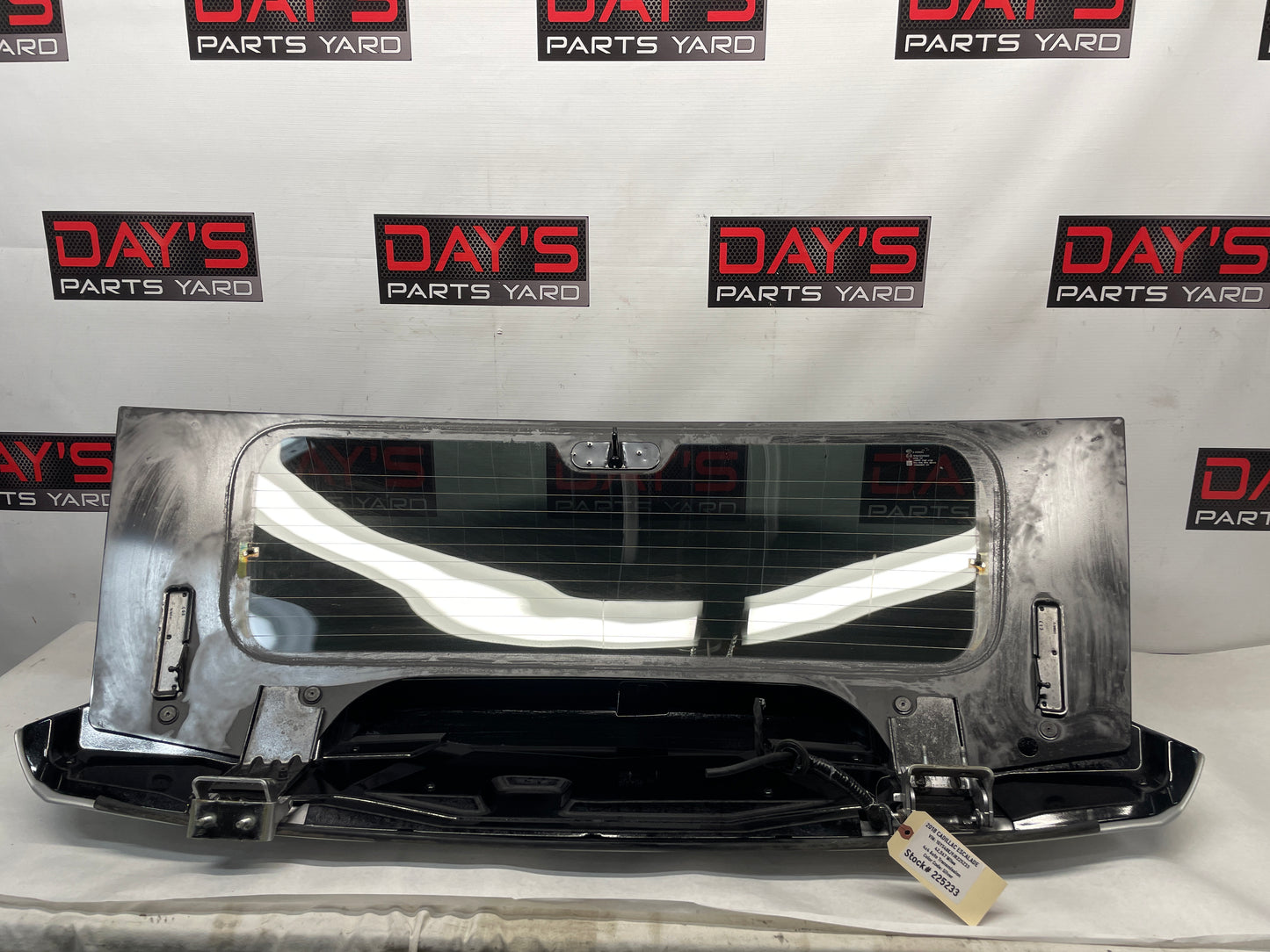 2018 Cadillac Escalade Rear Trunk Hatch Glass Window Hatchback OEM