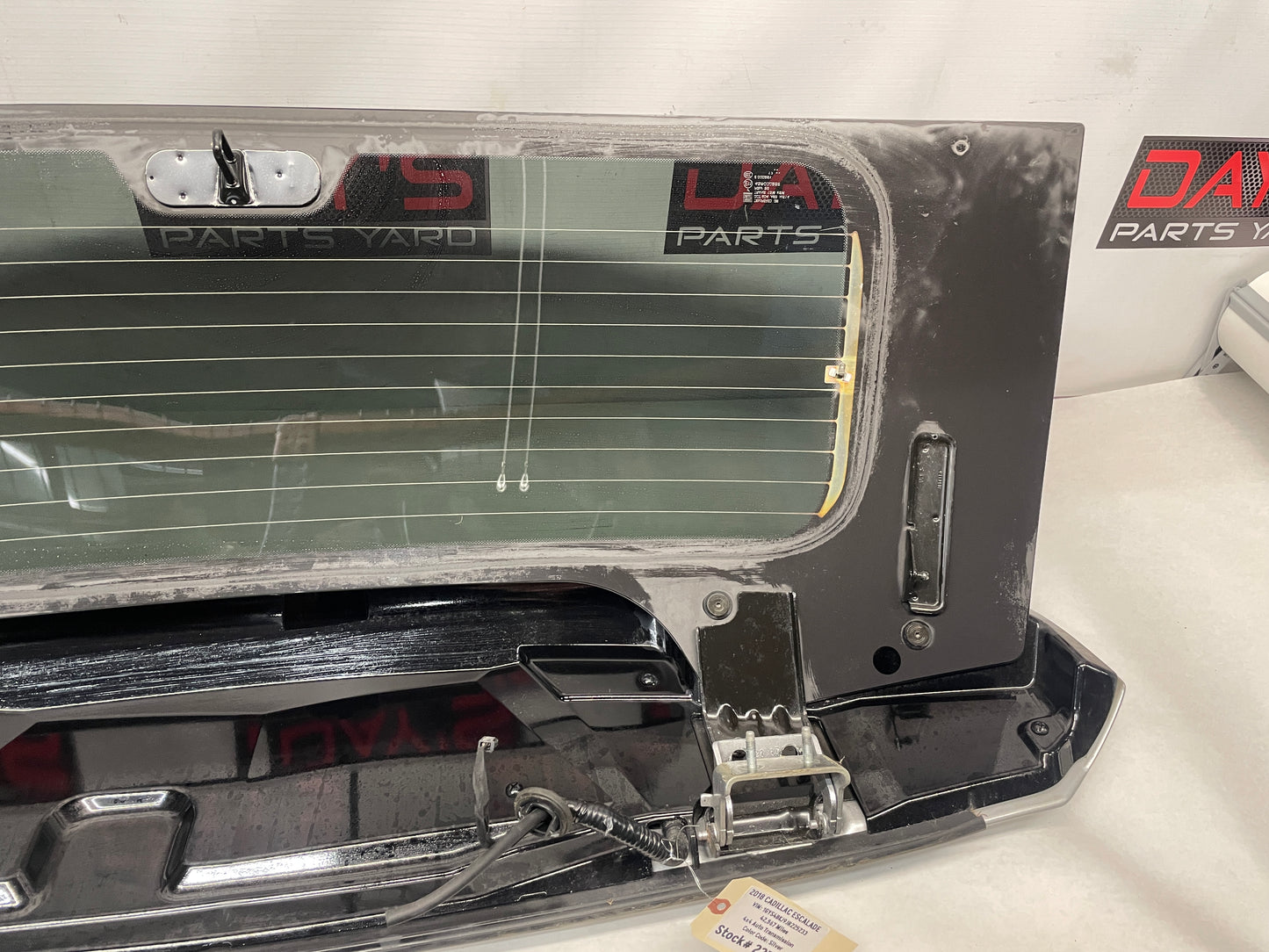2018 Cadillac Escalade Rear Trunk Hatch Glass Window Hatchback OEM