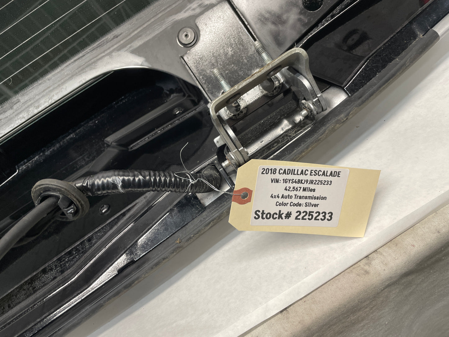 2018 Cadillac Escalade Rear Trunk Hatch Glass Window Hatchback OEM