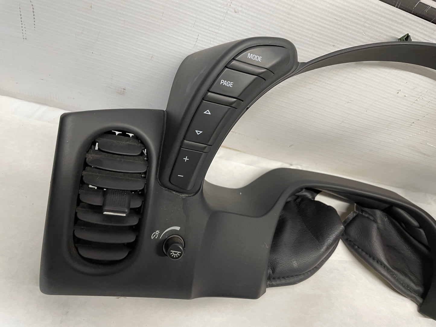 2011 Chevy C6 Corvette Dash Gauge Cluster Speedometer Bezel Panel w/ Switches OEM