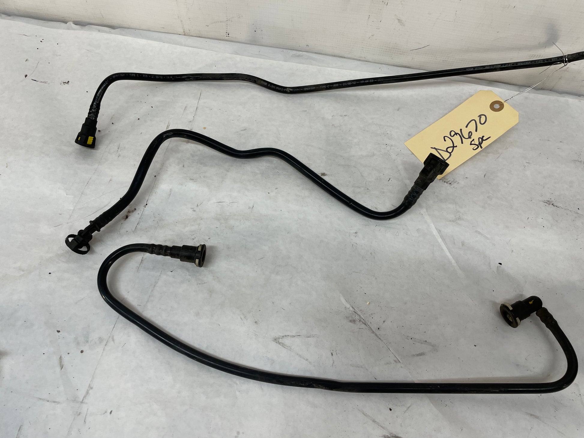 2013 Chevy Caprice PPV Intake EVAP Purge Solenoid Vacuum Hoses Lines Tubes OEM - Day's Parts Yard
