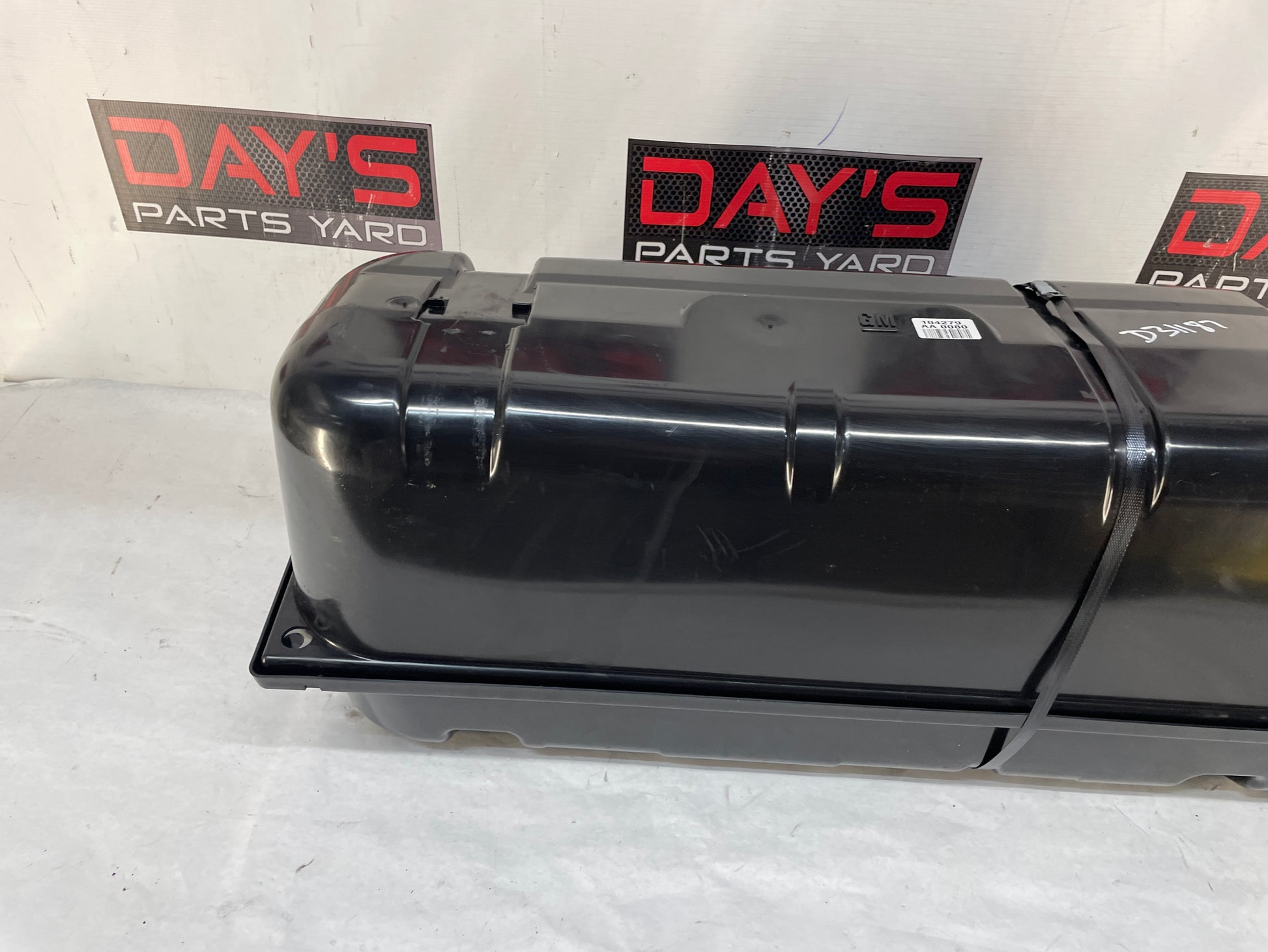 2005 Pontiac GTO Fuel Gas Tank OEM - Day's Parts Yard