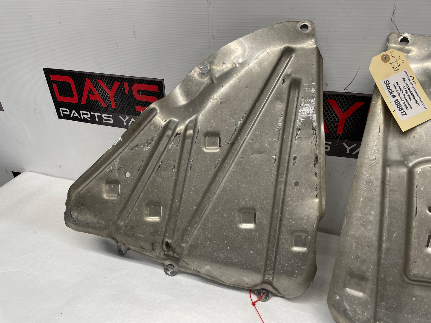 2011 Chevy C6 Corvette Grand Sport RH & LH Fuel Gas Tank Heat Shield Straps OEM