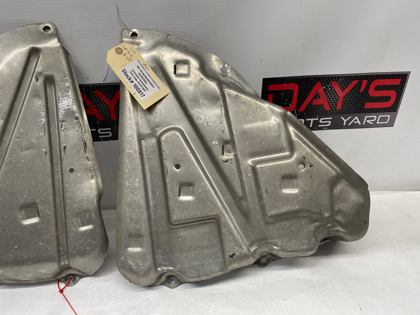 2011 Chevy C6 Corvette Grand Sport RH & LH Fuel Gas Tank Heat Shield Straps OEM