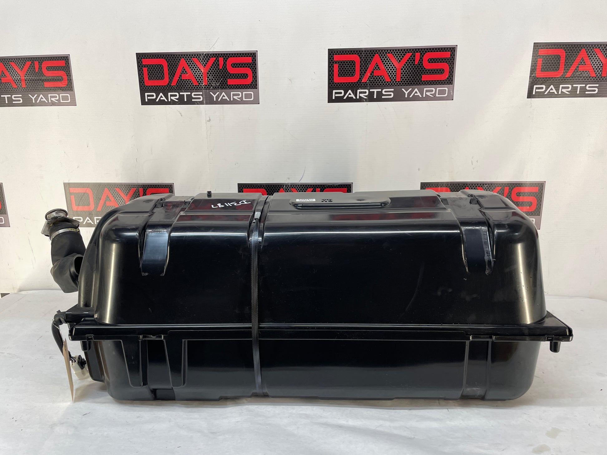 2005 Pontiac GTO Fuel Gas Tank OEM - Day's Parts Yard