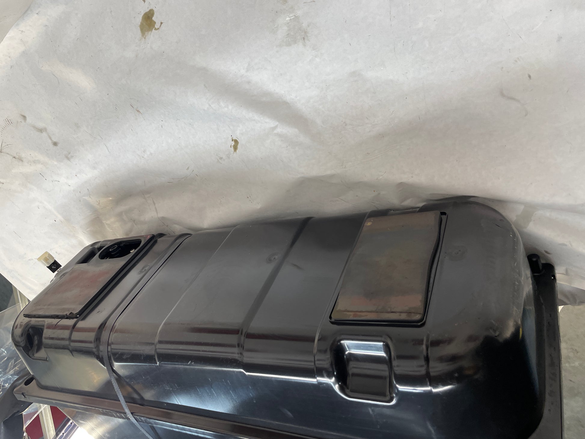 2005 Pontiac GTO Fuel Gas Tank OEM - Day's Parts Yard