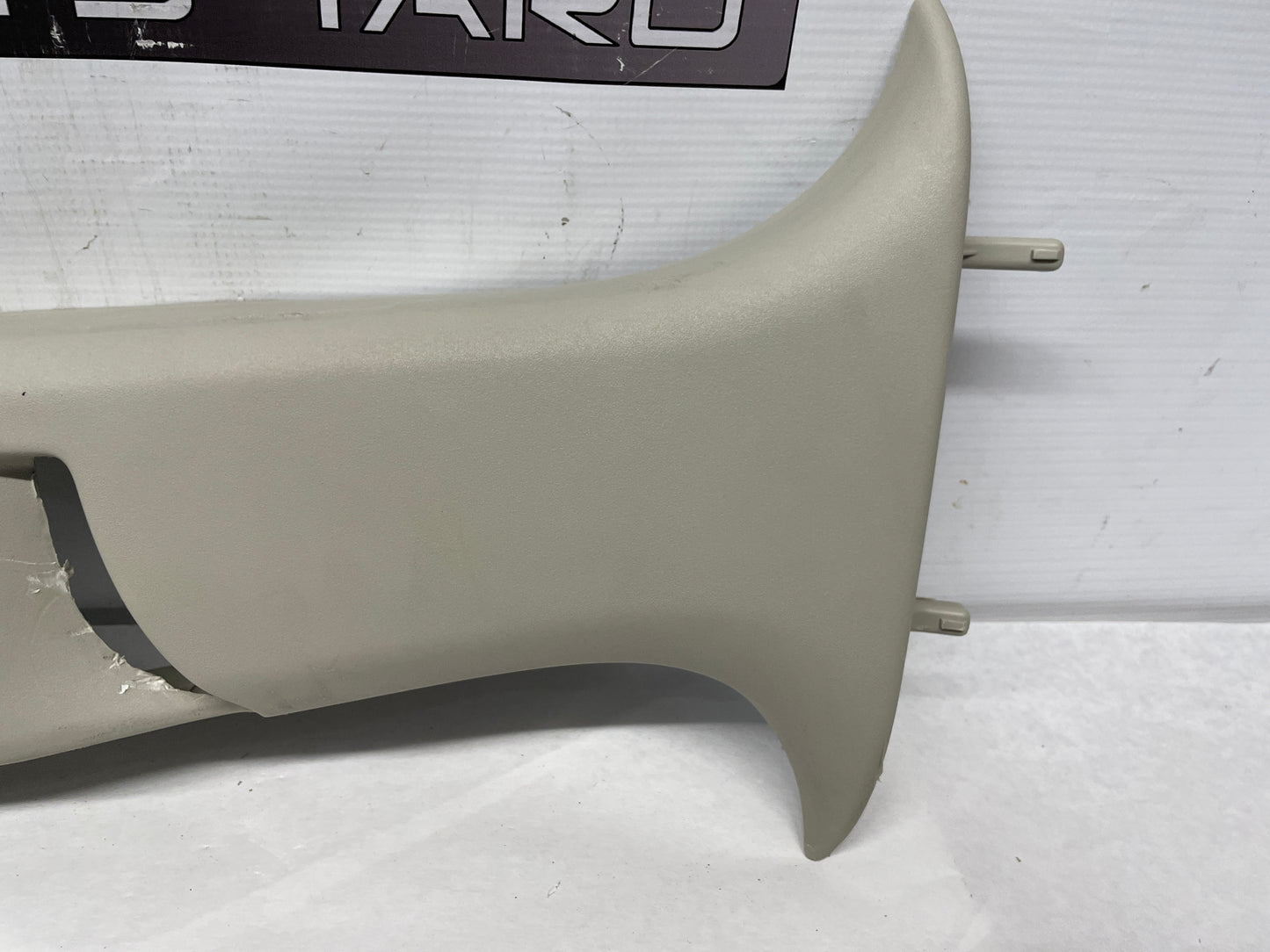 2013 Chevy Caprice PPV LH Driver Upper Center B Pillar Seat Belt Trim OEM