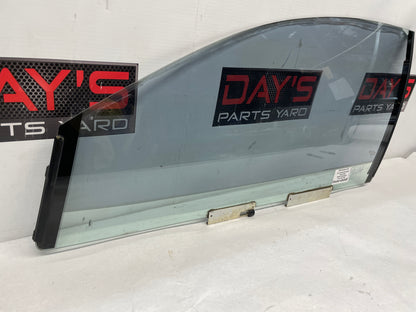 2005 Pontiac GTO LH Driver Front Door Window Glass OEM - Day's Parts Yard