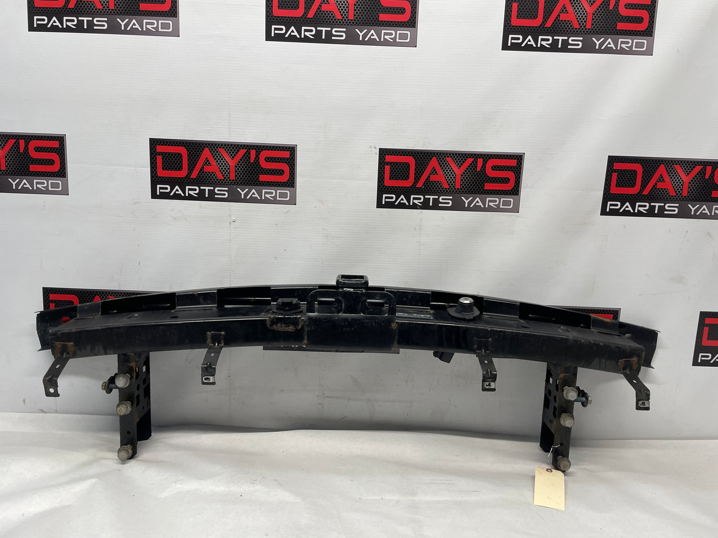 2018 Cadillac Escalade Rear Bumper Reinforcement Impact Bar Hitch Receiver OEM