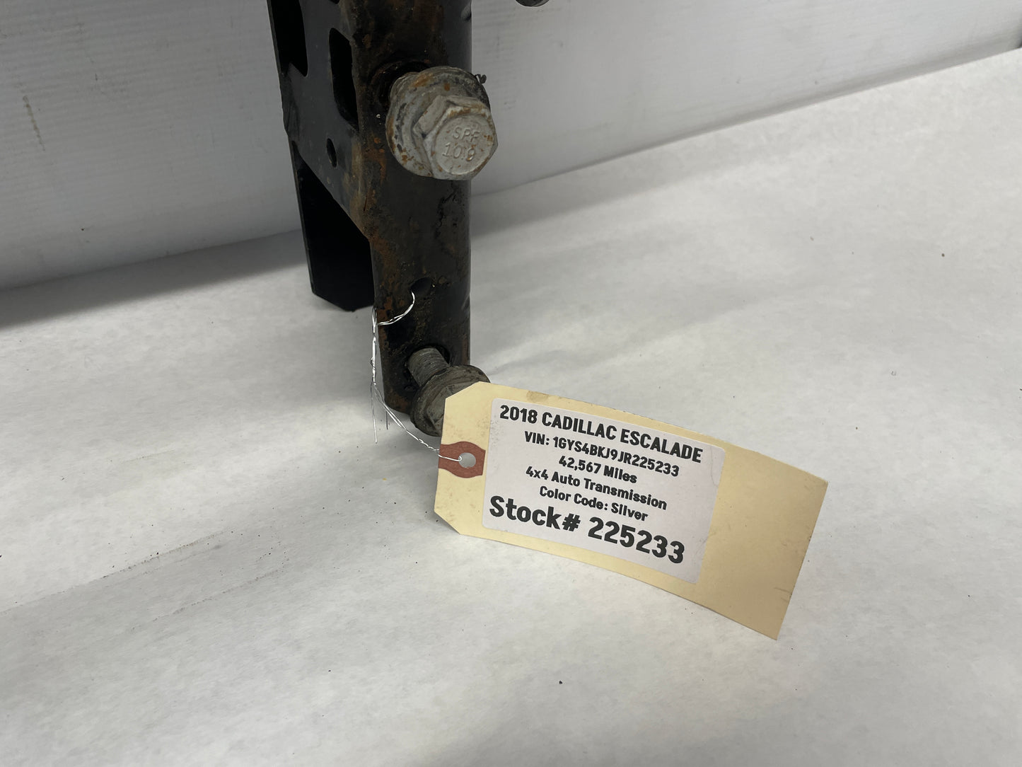 2018 Cadillac Escalade Rear Bumper Reinforcement Impact Bar Hitch Receiver OEM