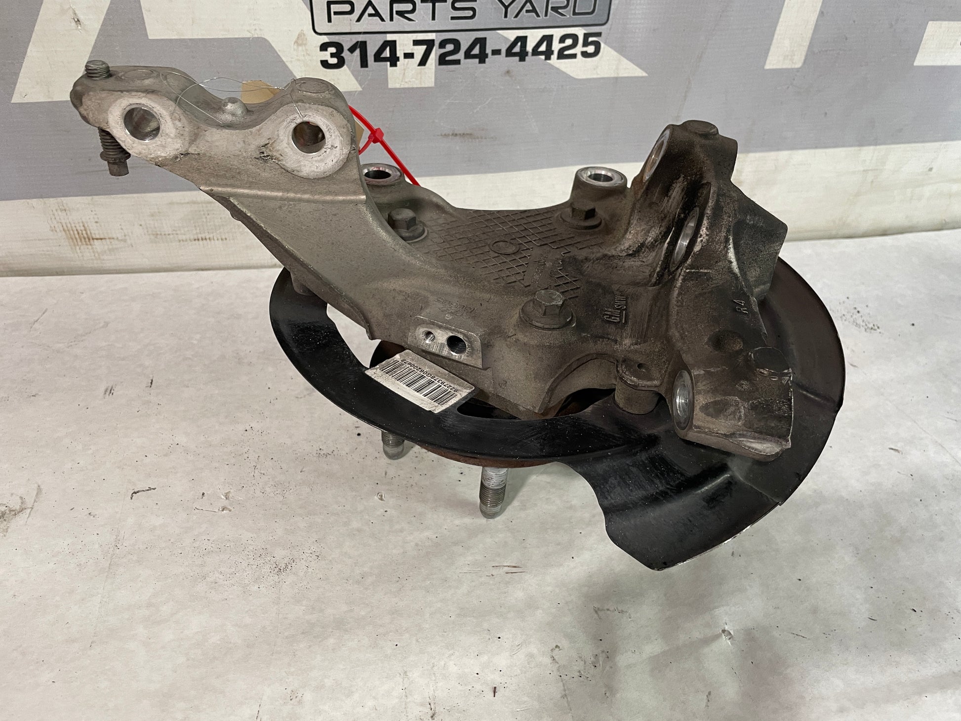 2017 Chevy SS Sedan Front RH Passenger Hub Knuckle Spindle Assembly OEM - Day's Parts Yard