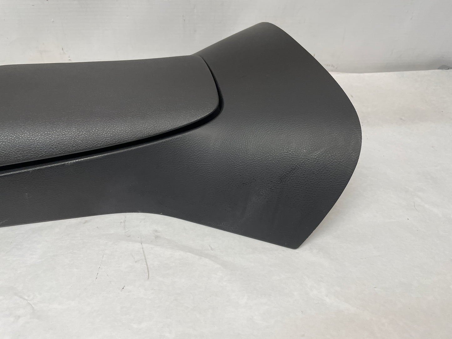 2011 Chevy C6 Corvette Grand Sport Upper Lower Center Console Armrest Lid Door OEM