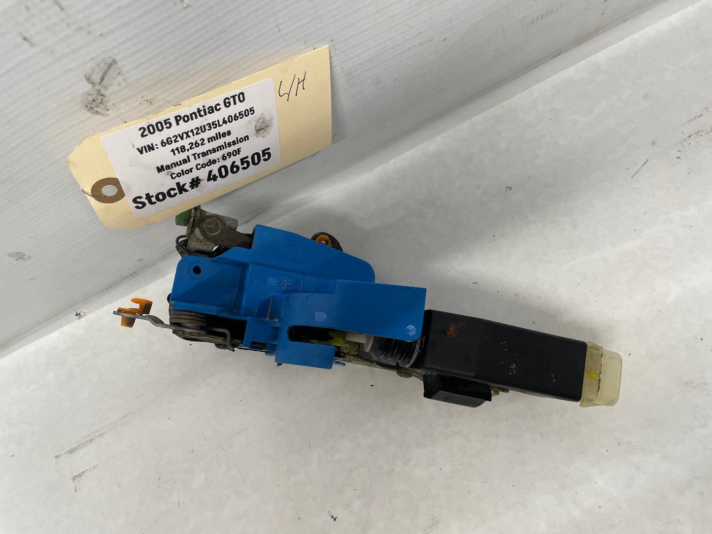 2005 Pontiac GTO LH Driver Door Lock Actuator Assembly OEM - Day's Parts Yard