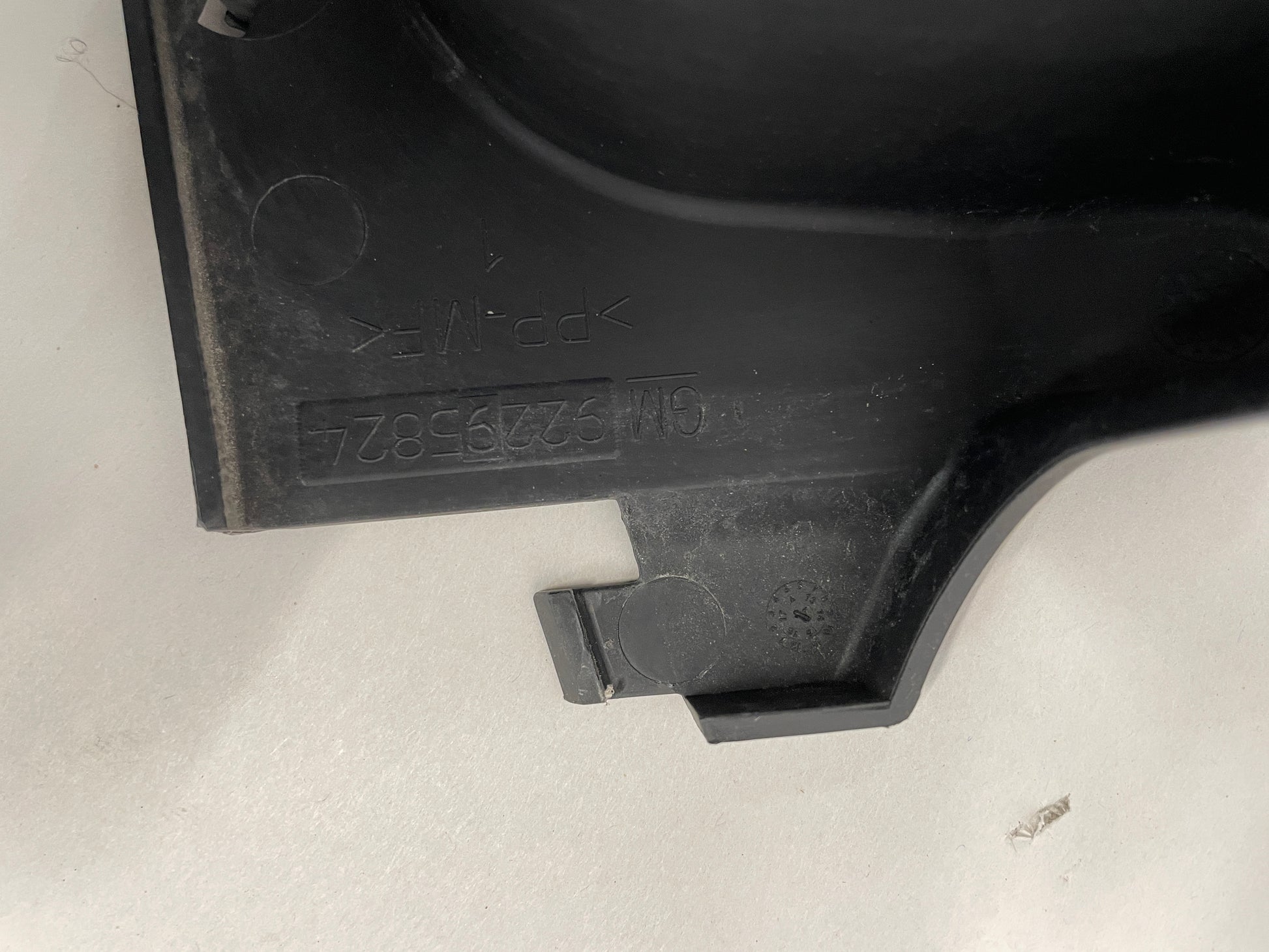 2015 Chevy SS Sedan  Radiator Core Support Splash Shield Air Inlet Baffles OEM - Day's Parts Yard