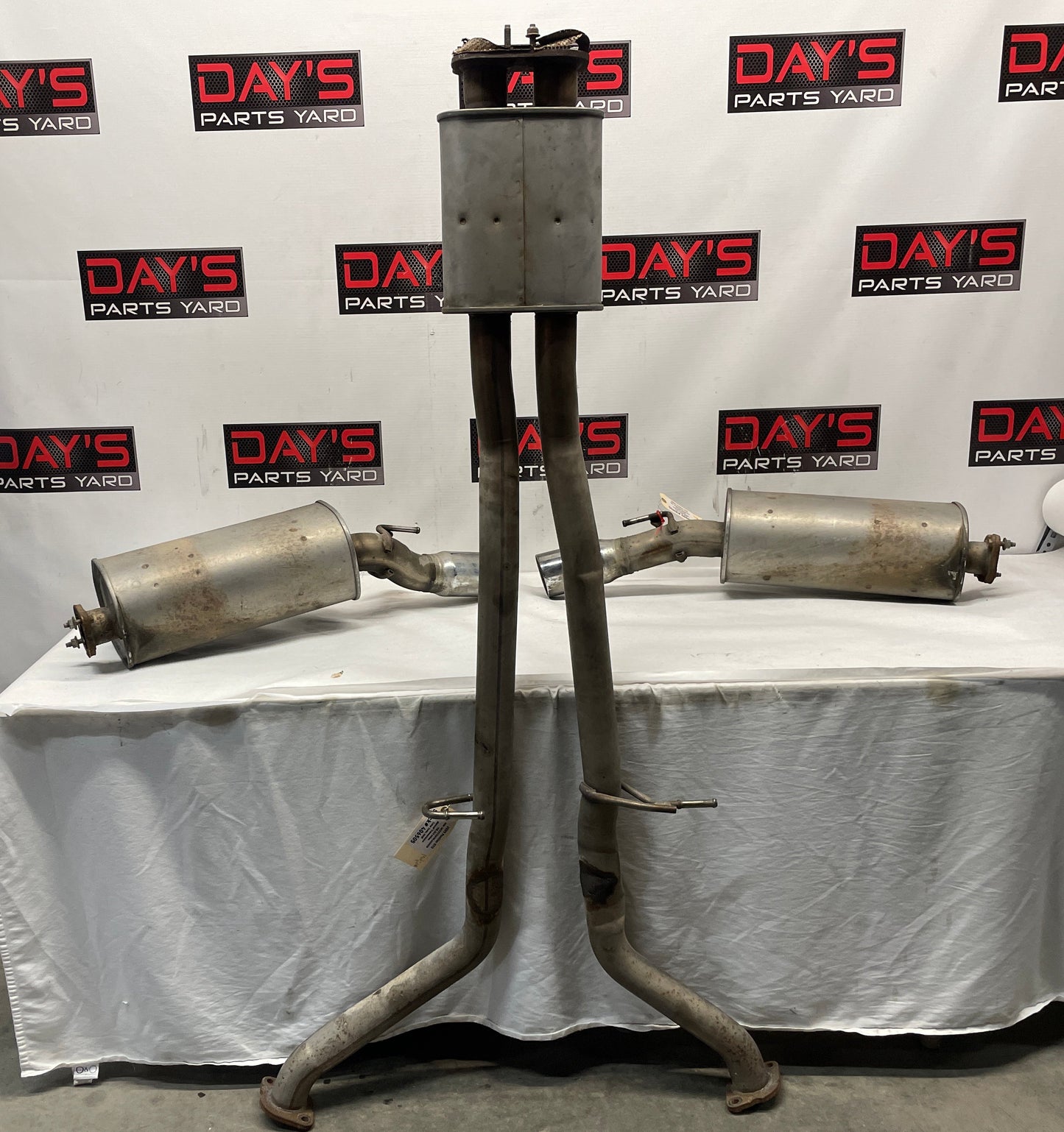 2005 Pontiac GTO Factory OEM RH & LH Axle Back Exhaust Mufflers w/ Pipe - Day's Parts Yard