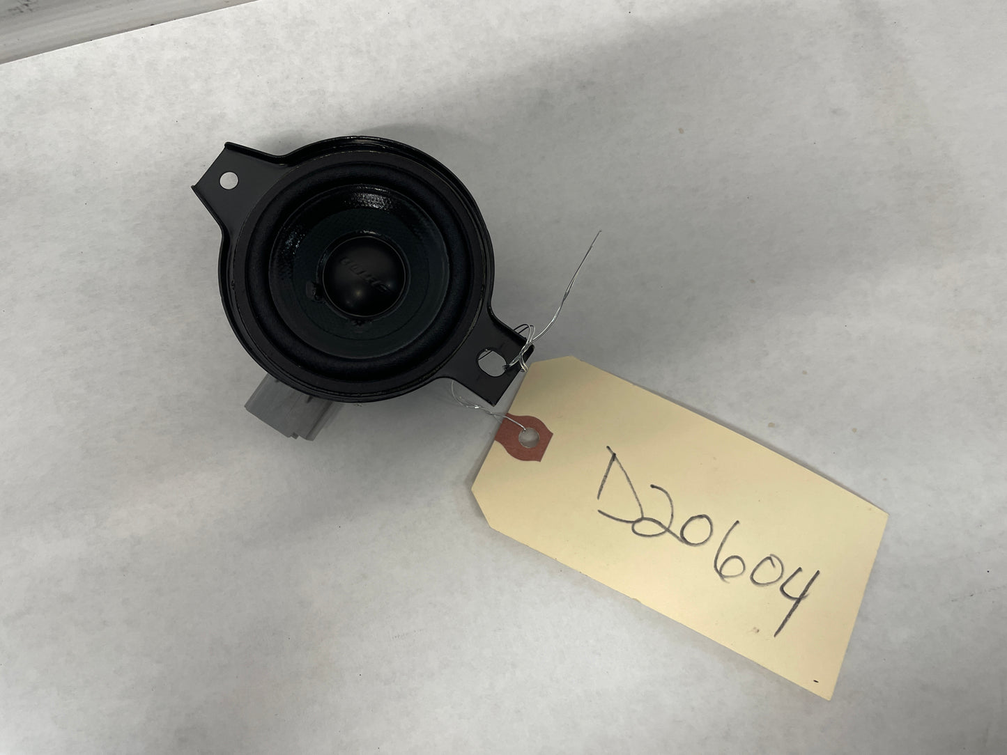 2018 Cadillac Escalade Bose Center Dash Speaker OEM