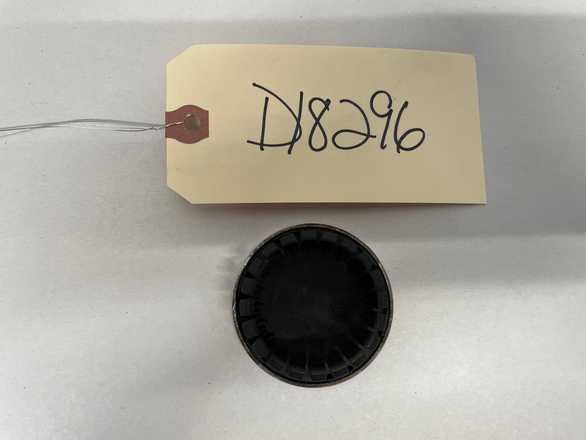 2015 Chevrolet SS Sedan Wheel Center Cap OEM - Day's Parts Yard