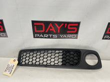 2009 Pontiac G8 GT LH Driver Front Bumper Lower Grille OEM