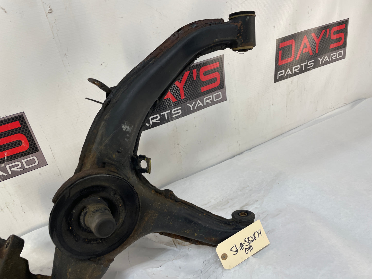 2005 Pontiac GTOLH Driver Rear Suspension Trailing Control Arm OEM - Day's Parts Yard