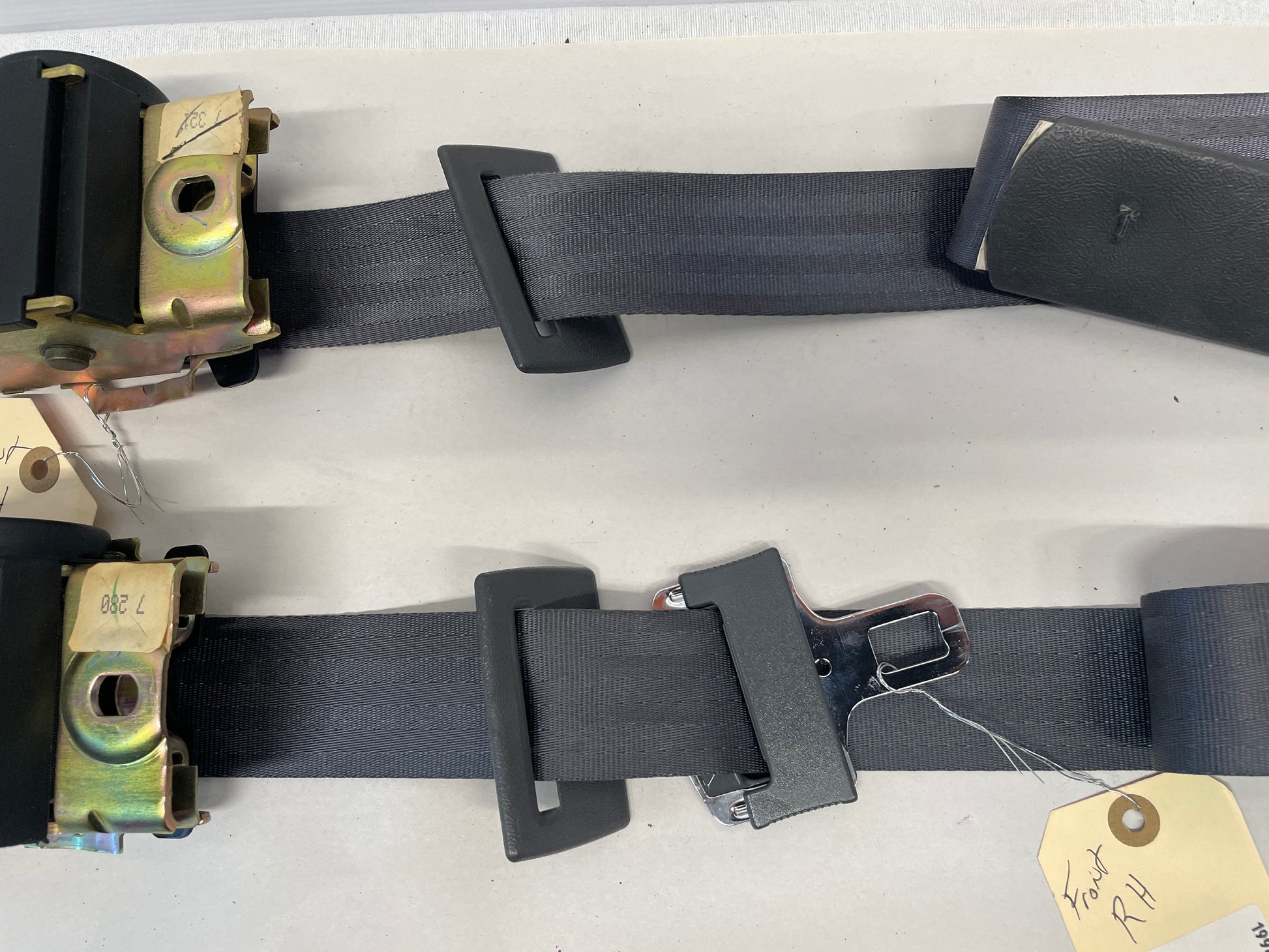1998 Pontiac Firebird Formula Trans Am Complete Seatbelts Retractors OEM - Day's Parts Yard