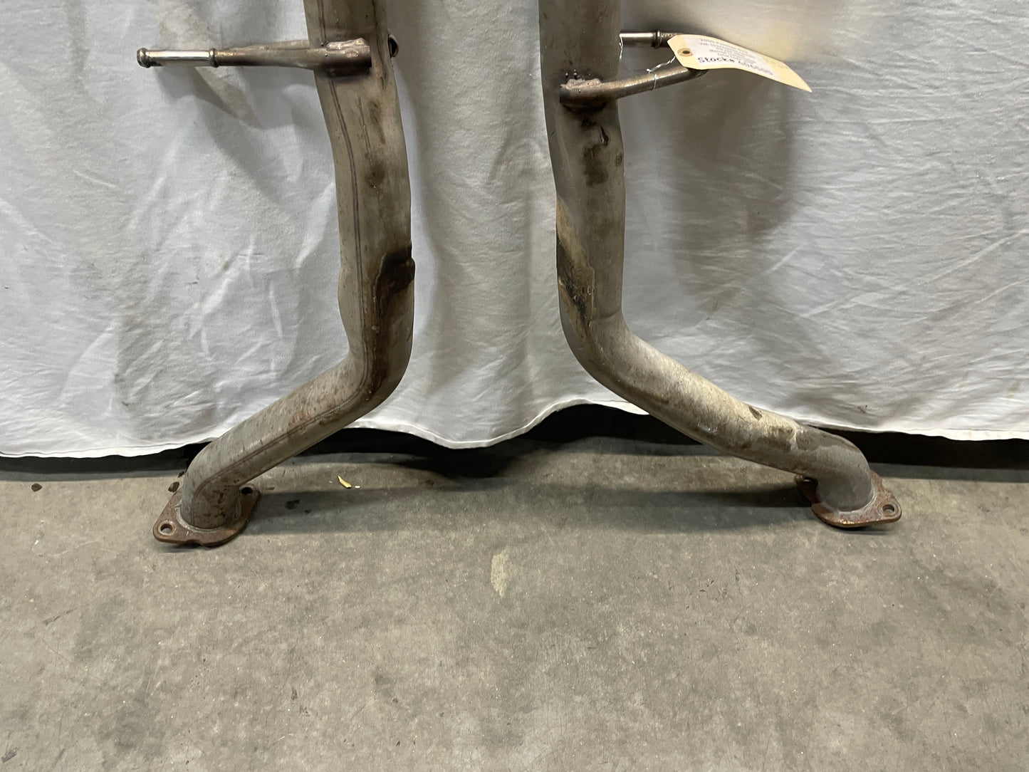 2005 Pontiac GTO Factory OEM RH & LH Axle Back Exhaust Mufflers w/ Pipe - Day's Parts Yard