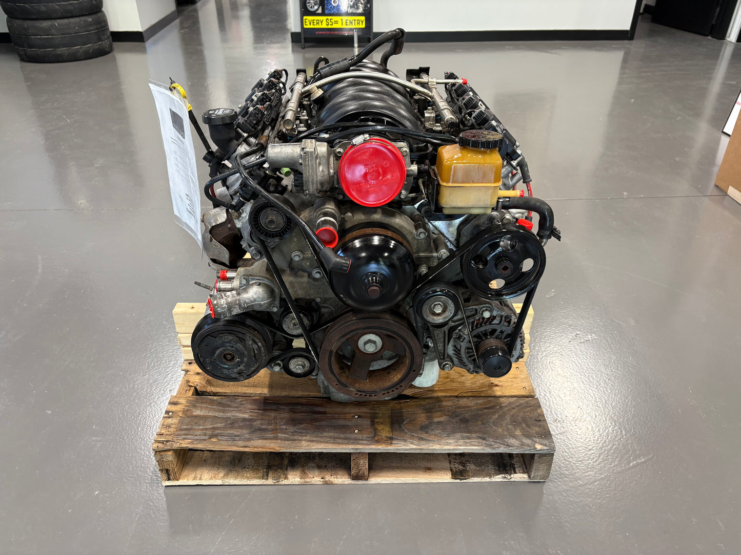 6.0L LS2 Engine T56 Manual Transmission Drivetrain Pullout 82k
