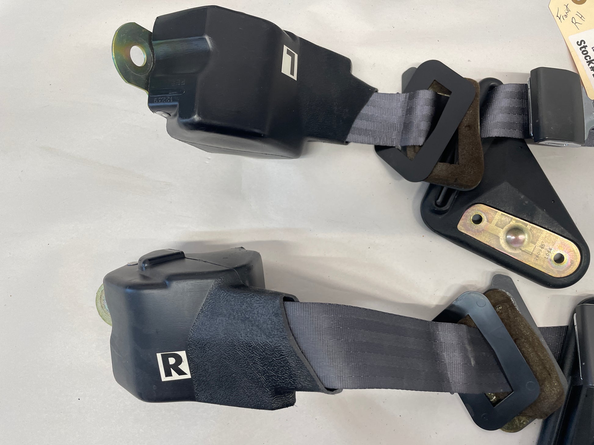 1998 Pontiac Firebird Formula Trans Am Complete Seatbelts Retractors OEM - Day's Parts Yard