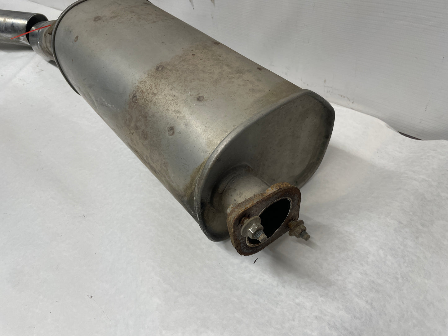 2005 Pontiac GTO Factory OEM RH & LH Axle Back Exhaust Mufflers w/ Pipe - Day's Parts Yard