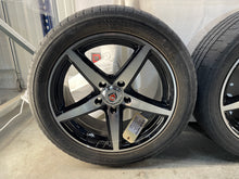 2005 Pontiac GTO Aftermarket Wheel w/ Micheiln Pilot Sport Tires 17X7.5  245/45ZR17 - Day's Parts Yard