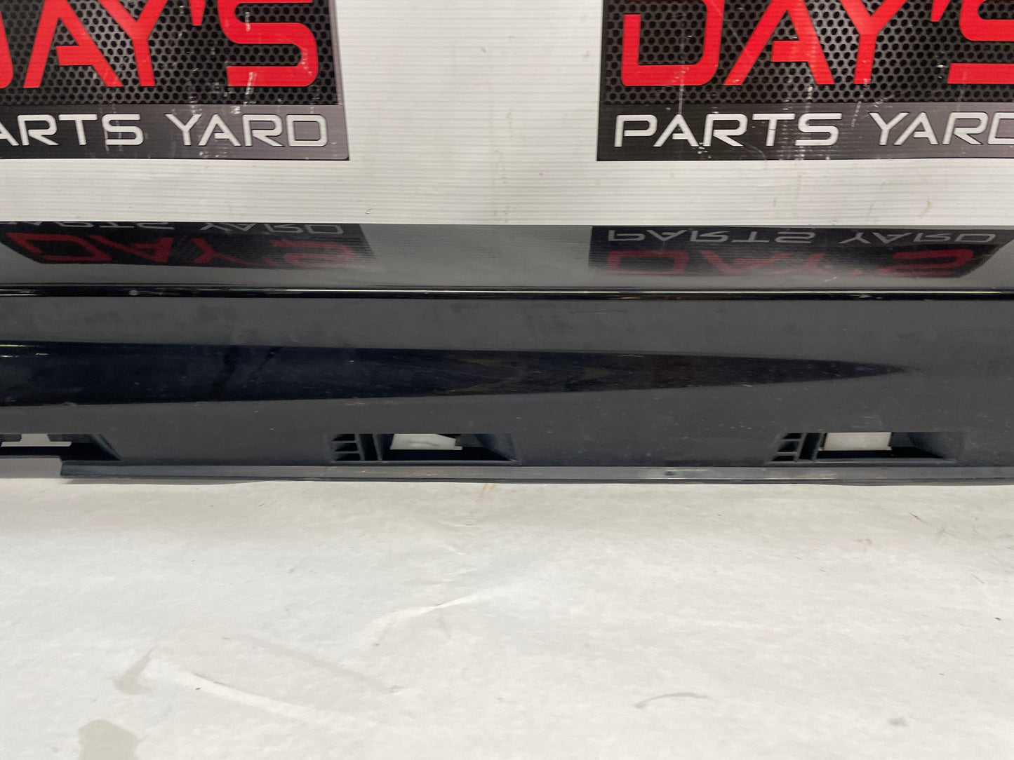 2014 Chevy SS Sedan RH Passenger Rocker Molding Side Skirt Panel Trim Black OEM - Day's Parts Yard