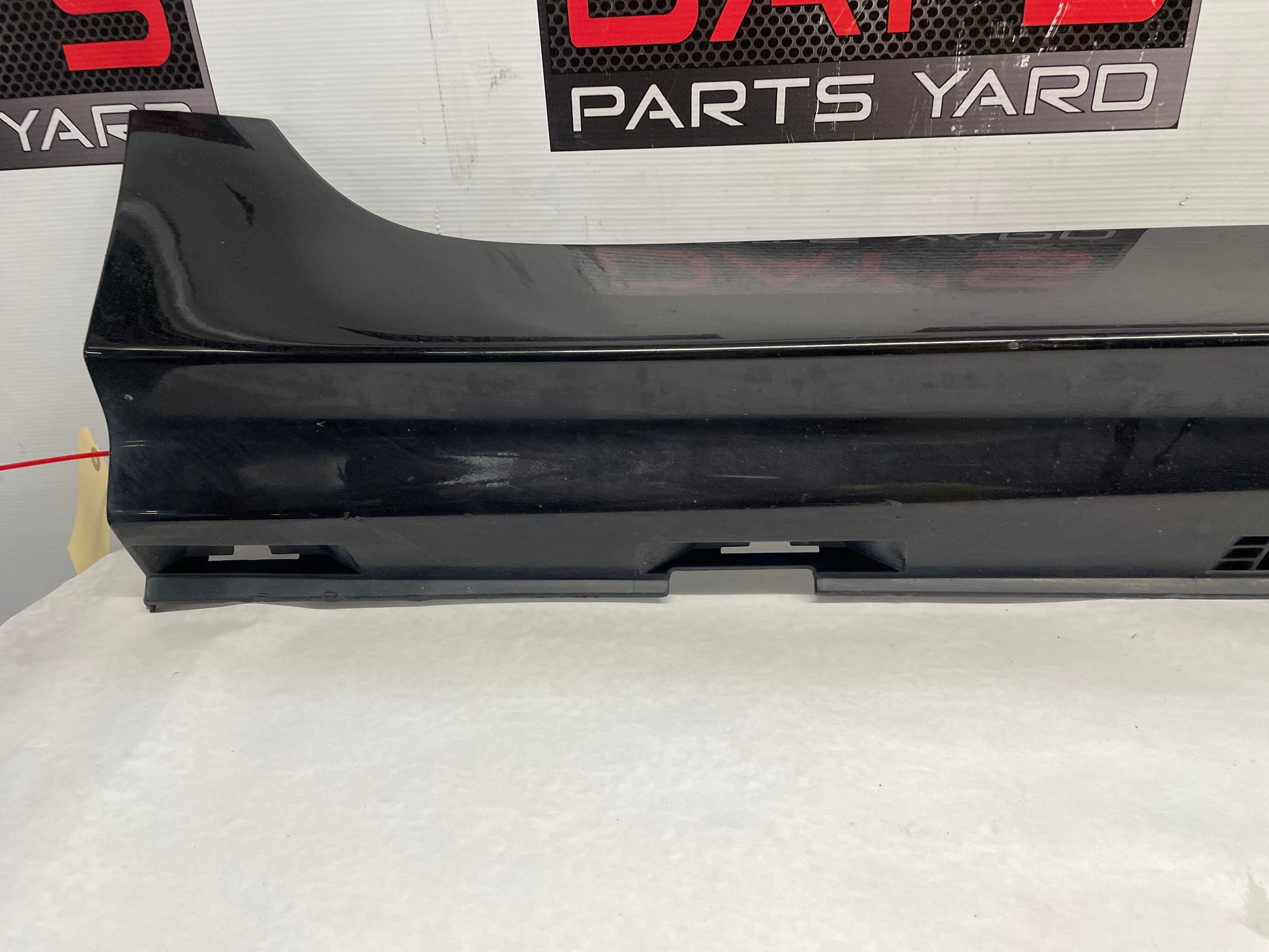 2014 Chevy SS Sedan RH Passenger Rocker Molding Side Skirt Panel Trim Black OEM - Day's Parts Yard