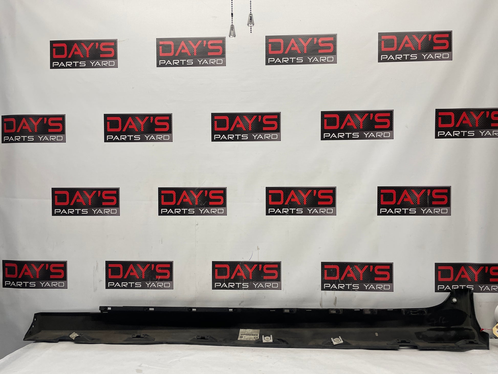 2014 Chevy SS Sedan RH Passenger Rocker Molding Side Skirt Panel Trim Black OEM - Day's Parts Yard