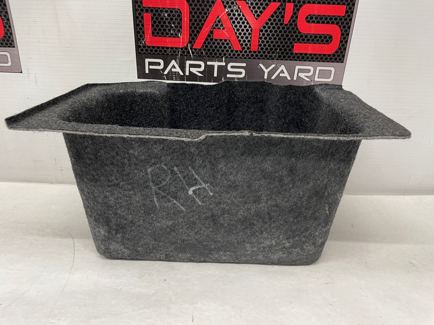 2011 Chevy C6 Corvette RH & LH Rear Trunk Cargo Compartment Storage Tray Pocket Trim OEM