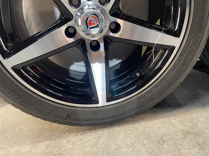 2005 Pontiac GTO Aftermarket Wheel w/ Micheiln Pilot Sport Tires 17X7.5  245/45ZR17 - Day's Parts Yard
