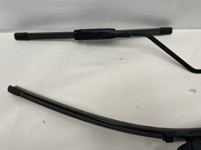 2014 Chevy SS Sedan RH & LH Windshield Wiper Arms Set OEM - Day's Parts Yard