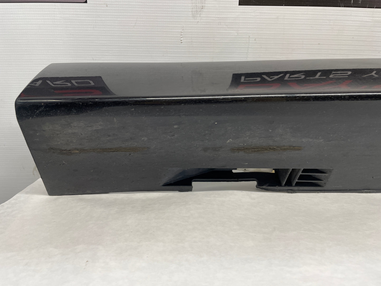 2014 Chevy SS Sedan LH Driver Rocker Molding Side Skirt Panel Black OEM - Day's Parts Yard