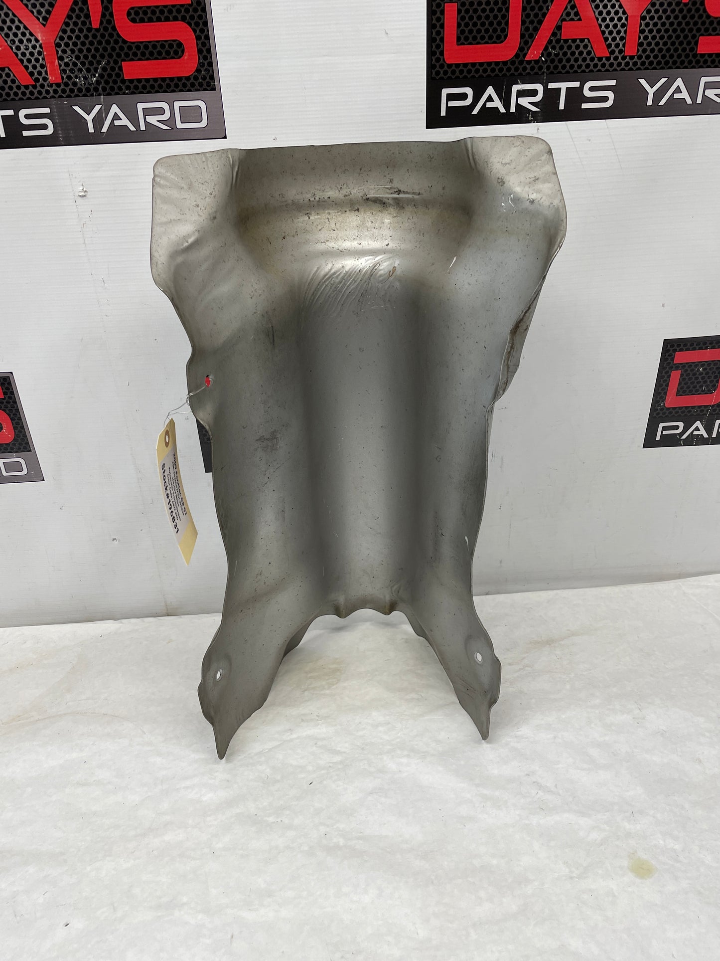 2009 Pontiac G8 GT Fuel Tank Transmission Tunnel Exhaust Heat Shield OEM - Day's Parts Yard