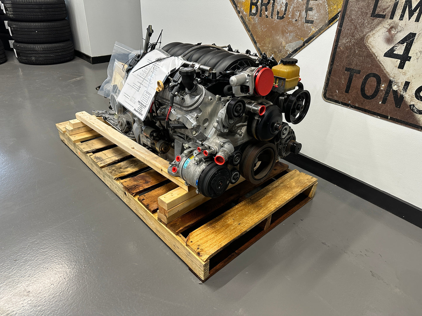 6.0 LS2 Engine 4L65 Automatic Transmission Drivetrain Pullout 400HP 44k Miles