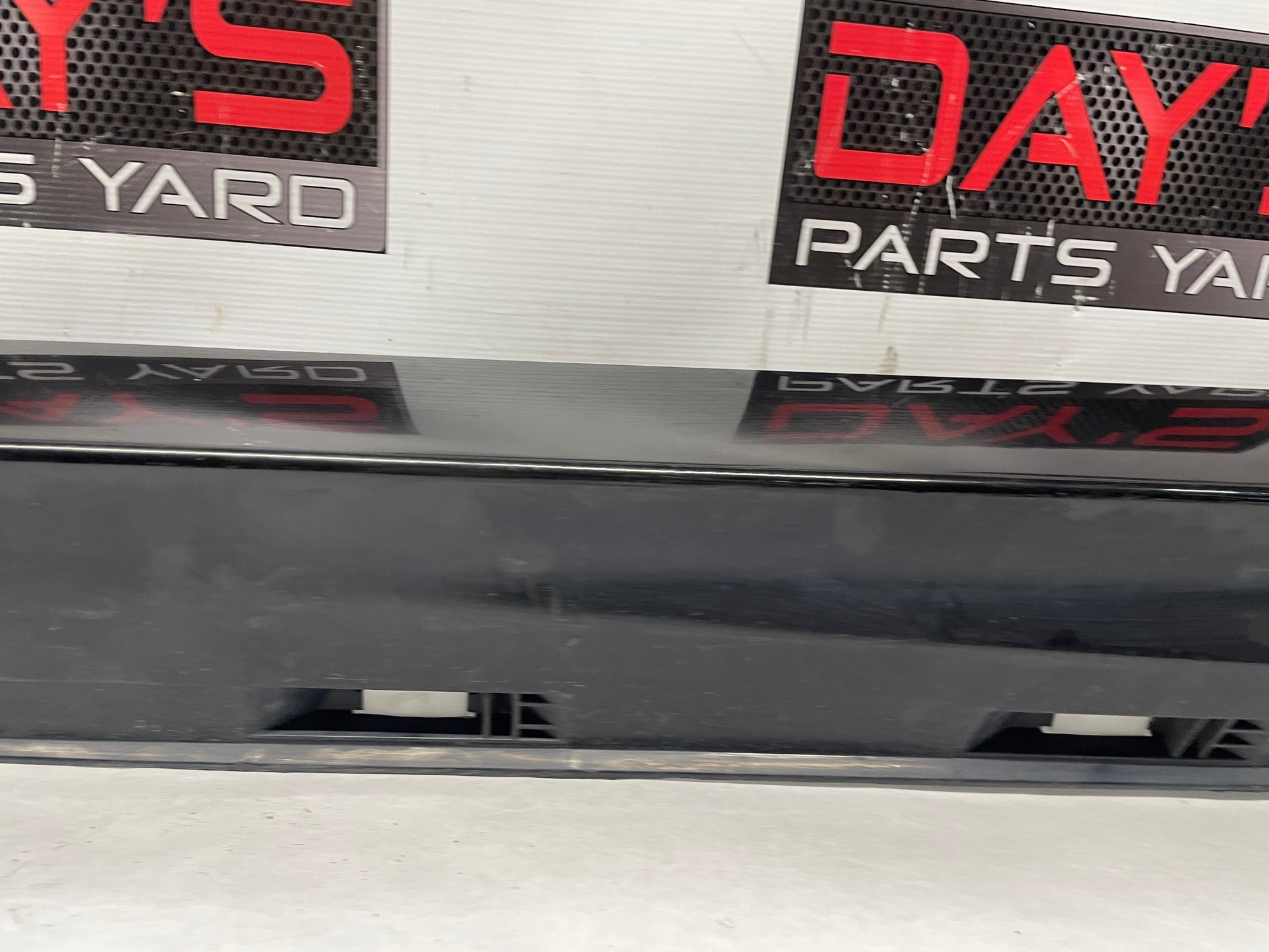 2014 Chevy SS Sedan LH Driver Rocker Molding Side Skirt Panel Black OEM - Day's Parts Yard