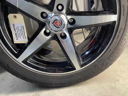 2005 Pontiac GTO Aftermarket Wheel w/ Micheiln Pilot Sport Tires 17X7.5  245/45ZR17 - Day's Parts Yard
