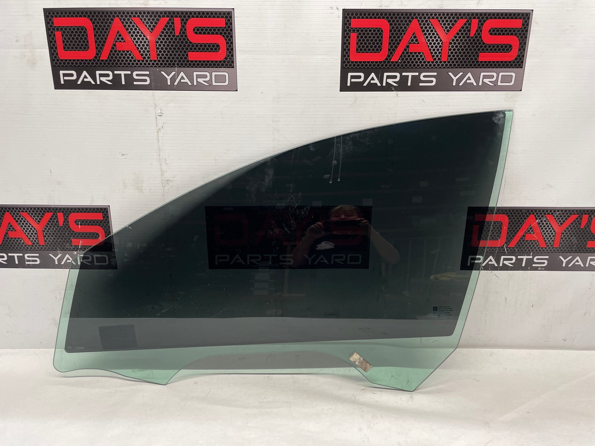 2013 Chevy Caprice PPV LH Driver Front Door Window Glass OEM - Day's Parts Yard